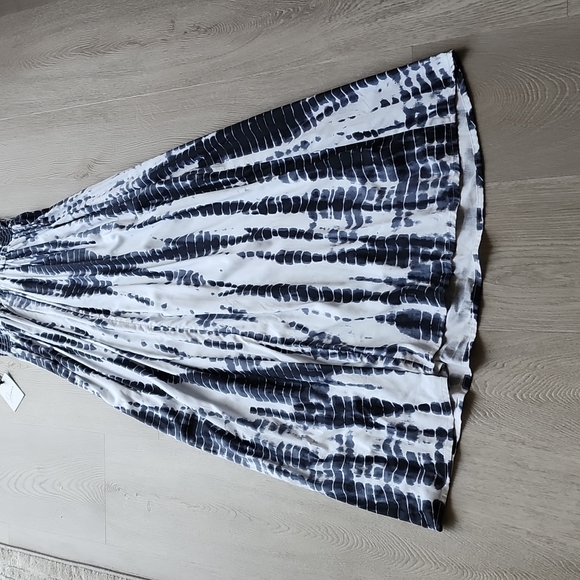 Japna Maxi Dress Medium - Picture 4 of 4